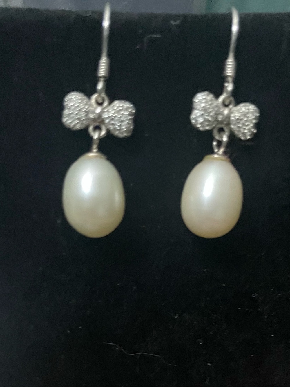 Freshwater Pearl Drop Earrings with Crystal Bow - Cream Pearls